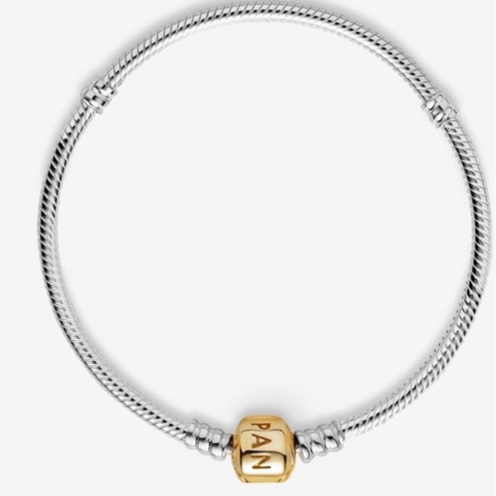 Classic Pandora 14k gold and sterling silver moments bracelet 7.1”